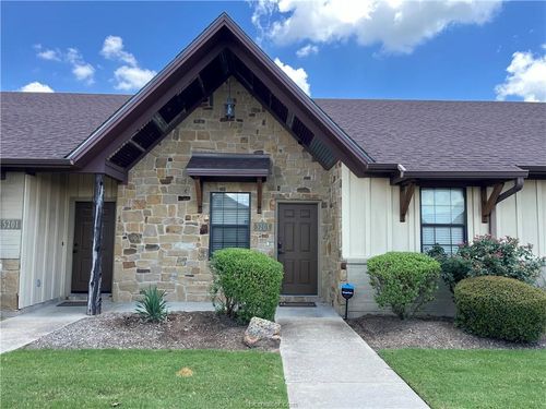 3203 Corporal Rd, College Station, TX, 77845-6138 | Card Image