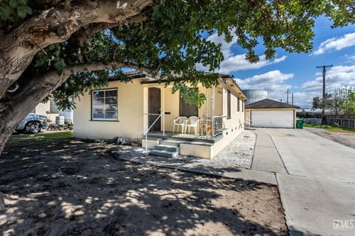 1100 Glade St, Bakersfield, CA, 93308-3549 | Card Image