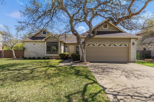 11101 Grapevine Ln, Austin, TX, 78759-4739 | Card Image