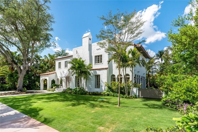 1225 N Greenway Dr, House other with 5 bedrooms, 5 bathrooms and null parking in Coral Gables FL | Image 22