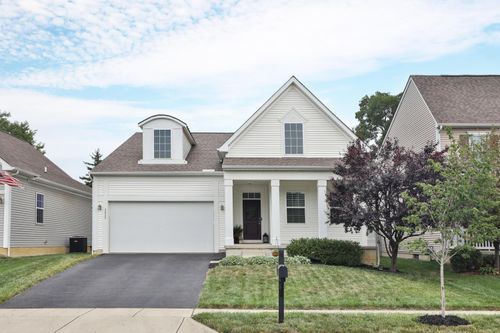 3922 Trail Ridge Dr, Columbus, OH, 43228-7501 | Card Image