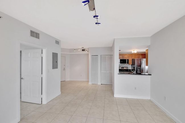 APT-808 - 2600 Sw 27 Th Ave, Condo with 1 bedrooms, 1 bathrooms and null parking in Miami FL | Image 21
