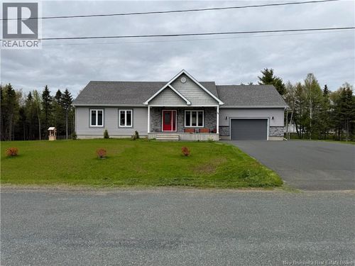15 Rue Girouard, Saumarez, NB, E1X3K2 | Card Image