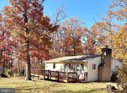 56 Ridgewood Ln, FRONT ROYAL, VA, 22630-3371 | Card Image