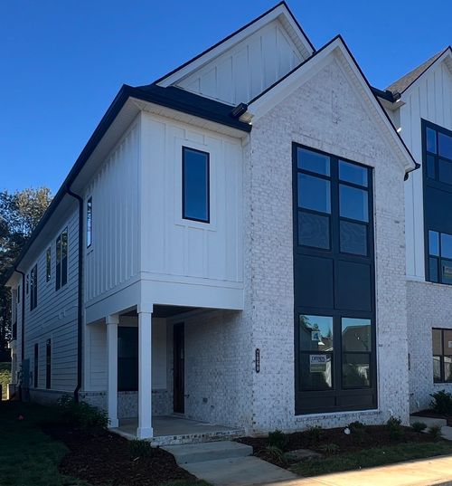 2060 Conductor Ln, Thompsons Station, TN, 37179-2940 | Card Image