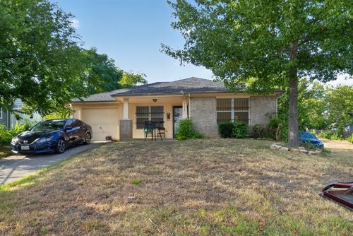 5532 Fernander Dr, Fort Worth, TX, 76107-7420 | Card Image