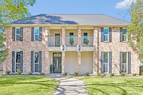 1030 Crossroads Dr, Houston, TX, 77079-5018 | Card Image
