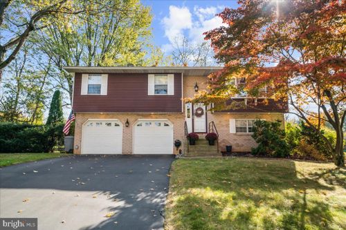 428 Johnston Drive, BETHLEHEM, PA, 18017 | Card Image