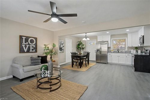 4113 Candlewood Dr, Hampton, VA, 23666-3786 | Card Image