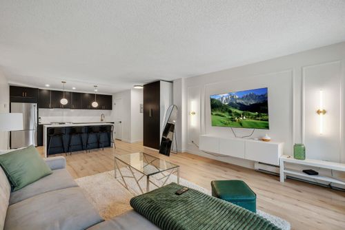 301-1331 15 Ave Sw, Calgary, AB, T3C0X8 | Card Image