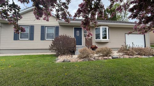 500 6th St Ne, Stewartville, MN, 55976-1520 | Card Image
