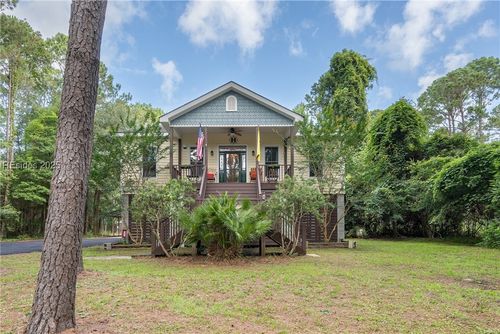 105 Fripp Point Rd, Saint Helena Island, SC, 29920-3405 | Card Image