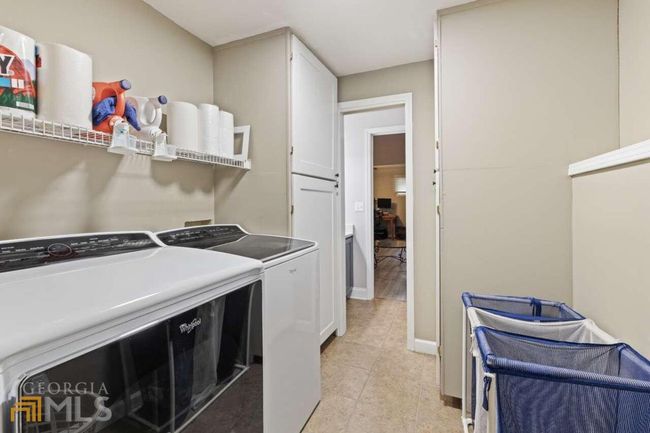 1840 N Creek Cir, House other with 3 bedrooms, 3 bathrooms and 2 parking in Alpharetta GA | Image 31