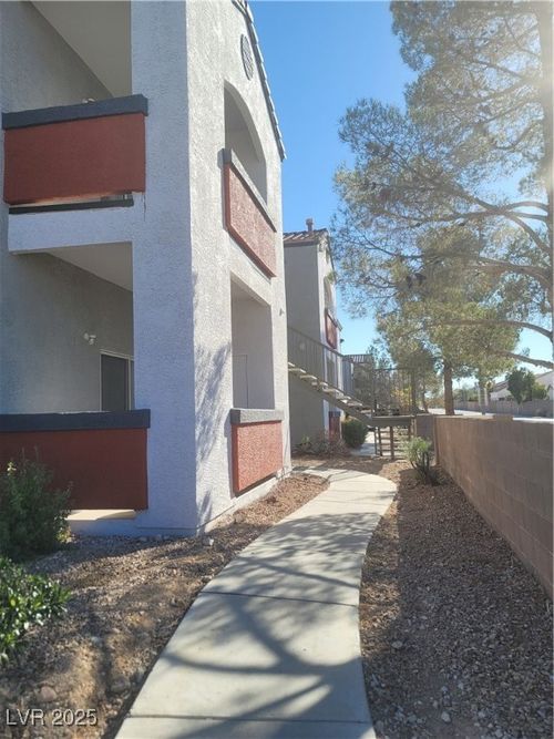 107-7413 W Russell Rd, Las Vegas, NV, 89113-0772 | Card Image