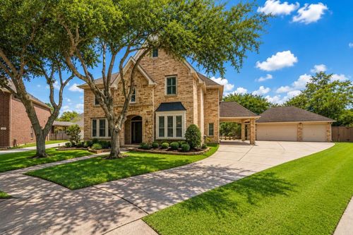 13222 Dusty Grove Ln, Sugar Land, TX, 77498-7424 | Card Image