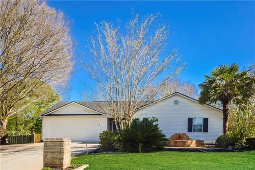 300 Claremont Dr, Covington, GA, 30016-7329 | Card Image