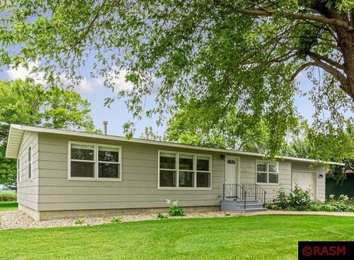 205 Park Ave N, Vernon Center, MN, 56090-1134 | Card Image