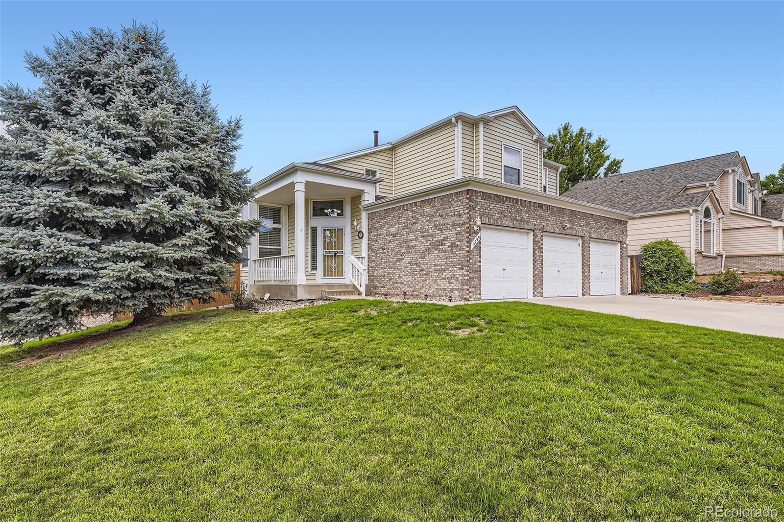 Ellis Ct, Lakewood, CO 80228