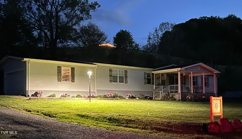 21570 Alvarado Rd, Abingdon, VA, 24211-6344 | Card Image