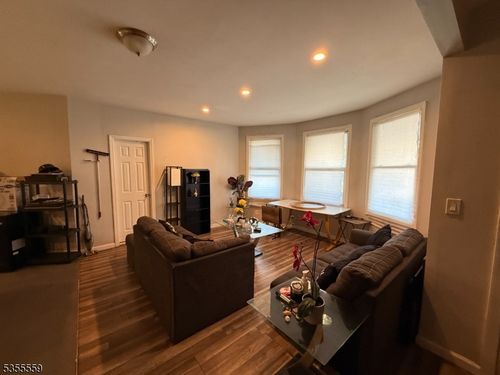 unit-1-25 Treacy Ave, Newark, NJ, 07108-1512 | Card Image