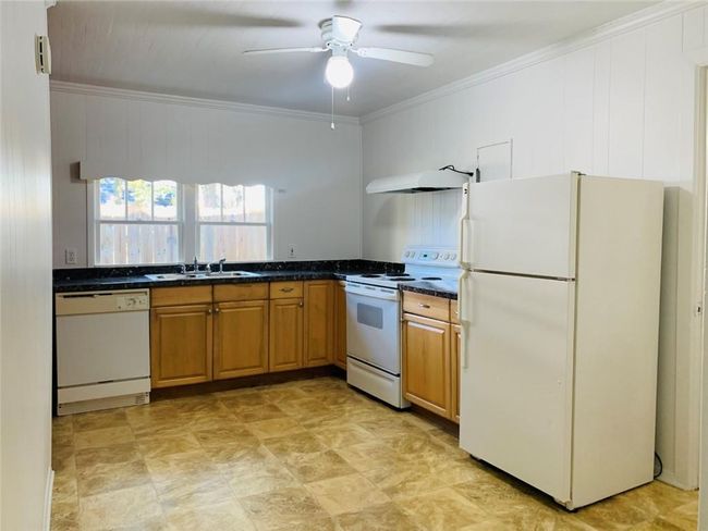 122 Mandeville Ave, Home with 0 bedrooms, 0 bathrooms and 6 parking in Carrollton GA | Image 9