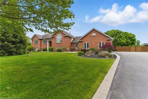 16 Credit River Rd, Erin, ON, N0B1T0 | Card Image