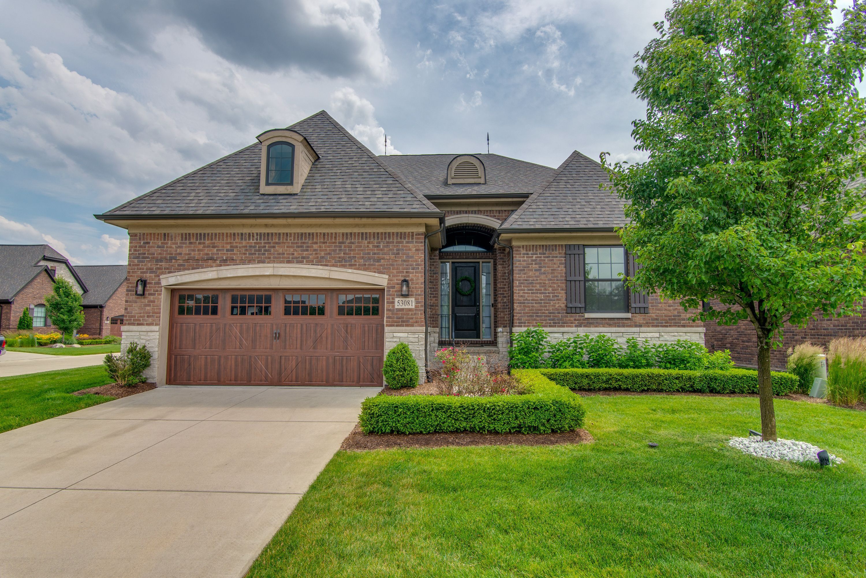 Enclave Cir, Utica, MI 48315