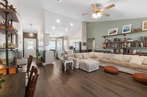 6042 Capitol Dr, GULF BREEZE, FL, 32563-8641 | Card Image