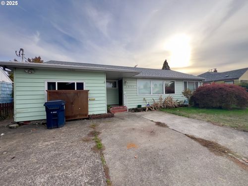 1271 Centennial Blvd, Springfield, OR, 97477-3255 | Card Image