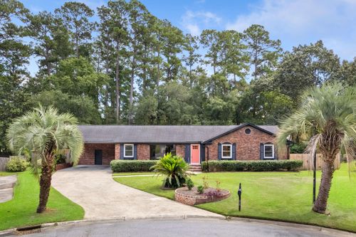 313 Runnymede Ln, Summerville, SC, 29485-8505 | Card Image