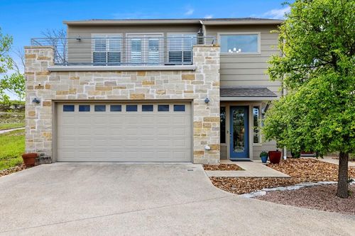 501 Winding Way, Fredericksburg, TX, 78624-5039 | Card Image