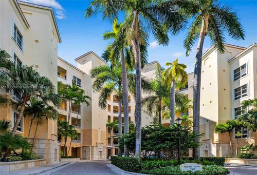 ph-5-715 Crandon Blvd, Key Biscayne, FL, 33149-2580 | Card Image