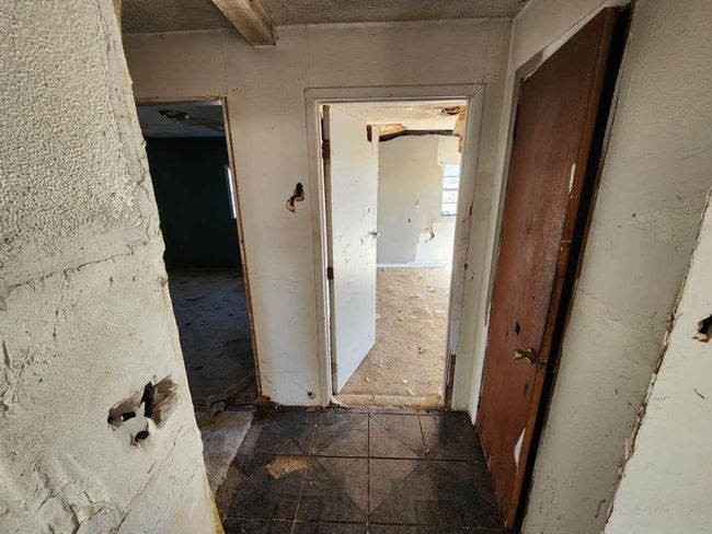 1511 Gray St, House other with 3 bedrooms, 1 bathrooms and null parking in Plainview TX | Image 12
