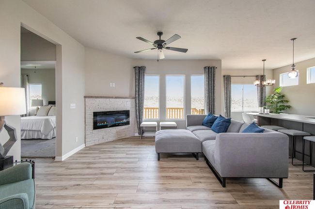 8207 N 175 Th Ave, House other with 3 bedrooms, 2 bathrooms and 3 parking in Bennington NE | Image 4