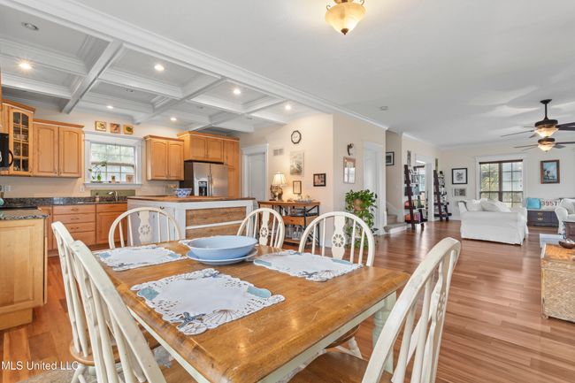 Dining Area | Image 22