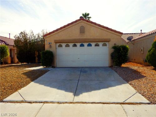 693 Salt Flats Cir, Henderson, NV, 89011-4917 | Card Image