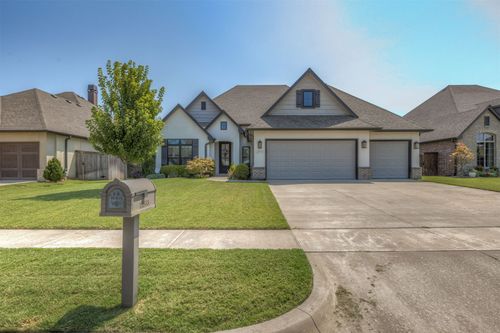12533 S 73rd East Pl, Bixby, OK, 74008-2684 | Card Image