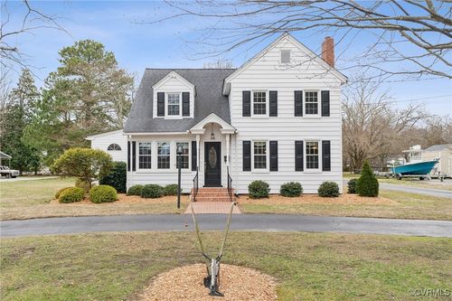 656 Poquoson Ave, Poquoson, VA, 23662-1608 | Card Image