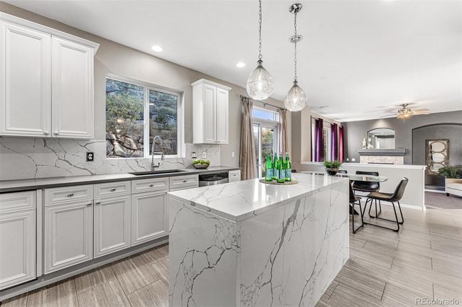 5830 Jasper Pointe Cir, House other with 4 bedrooms, 4 bathrooms and 3 parking in Castle Pines CO | Image 13