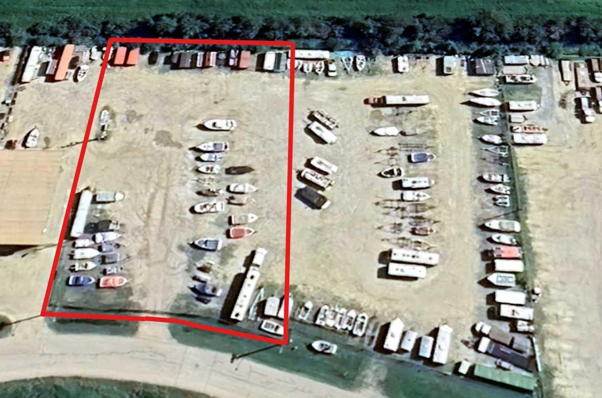 Land in Sylvan Lake 4