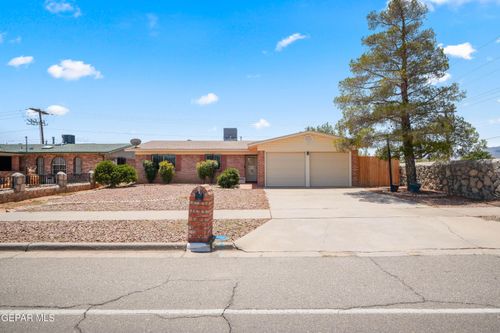 5100 Round Rock Dr, El Paso, TX, 79924-1215 | Card Image