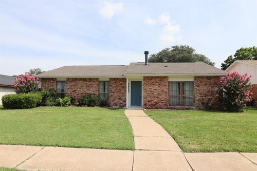 3417 Rockcrest Dr, Garland, TX, 75044-6513 | Card Image