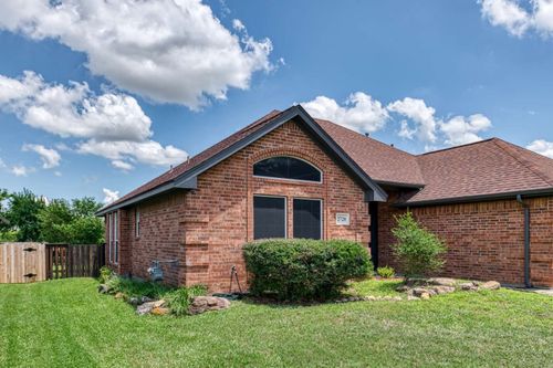 2720 Stephen Dr, Denton, TX, 76207-1127 | Card Image