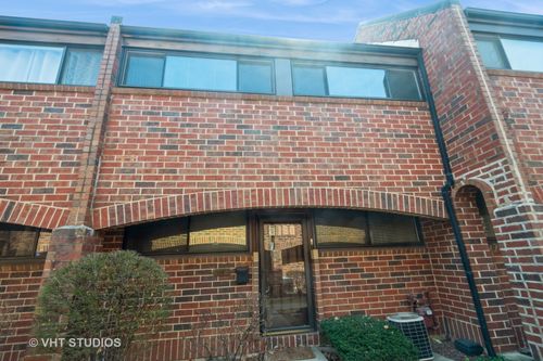 b-904 S May Street, Chicago, IL, 60607 | Card Image