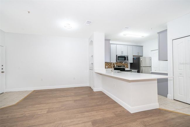 UNIT-102 - 6141 Metrowest Blvd, Condo with 4 bedrooms, 2 bathrooms and null parking in ORLANDO FL | Image 18