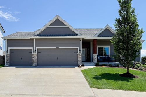 7165 N 165th St, Bennington, NE, 68007-2838 | Card Image