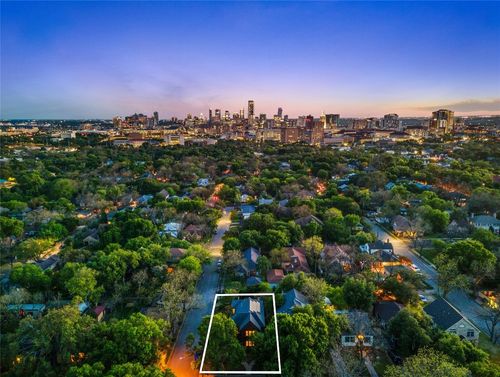 609 Texas Ave, Austin, TX, 78705-1727 | Card Image