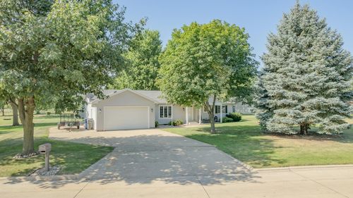 506 4th St Se, Spencer, IA, 51301-5400 | Card Image