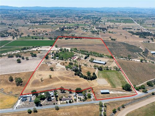 8455 Creston Rd, PASO ROBLES, CA, 93446 | Card Image