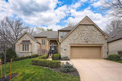 4516 W 125th St, Leawood, KS, 66209-3142 | Card Image